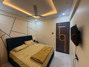 54-tums LCD-tv med kabelkanaler