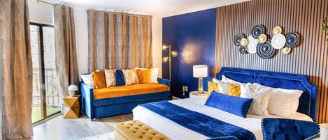 1 chambre, bureau, fer et planche à repasser, Wi-Fi