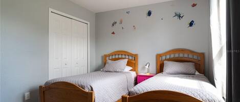 4 Schlafzimmer, Bügeleisen/Bügelbrett, WLAN, Bettwäsche