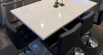 🌟 Stylish, Spacious 3BR WEM, AC — Pet Friendly, Near Top Attractions