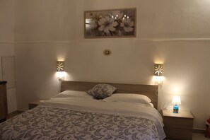 1 chambre, bureau, Wi-Fi, literie fournie