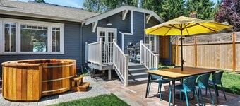 Maple Leaf Craftsman w/ Private Hot Tub, AC, Fenced Yard & Walkable Dining