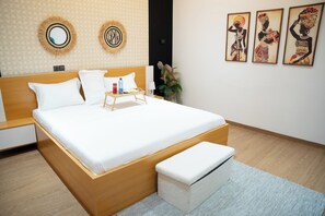 4 habitaciones, tabla de planchar con plancha, wifi y ropa de cama
