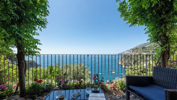 Unclassified image, 1 of 43, button - Villa con piscina privata vista mare by Wonder... (Conca dei Marini)