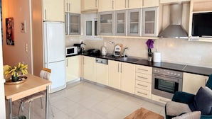 Apartment, 1 Bedroom, Smoking, City View | Interior - Little Central Apartment-1min Walk From Everywhere (Chania)