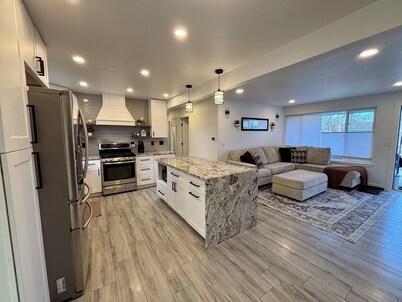 Renovated 3-bedroom house in Cherry Creek