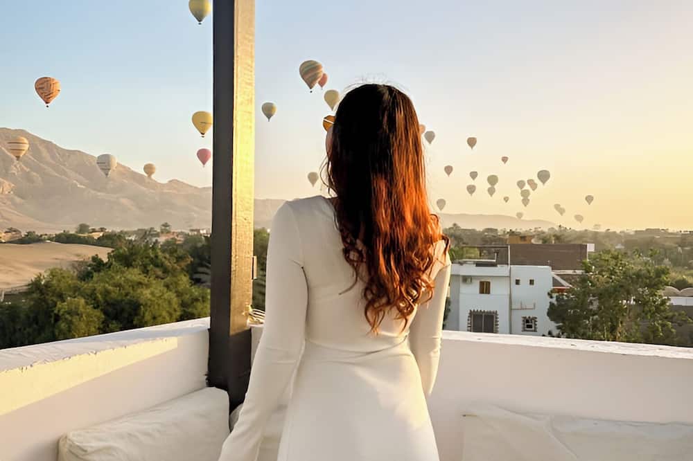 Al Wadi Hotel