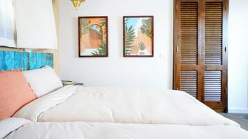 Deluxe dubbelrum | Skrivbord, arbetsyta för laptop, strykjärn/strykbräda och gratis wi-fi