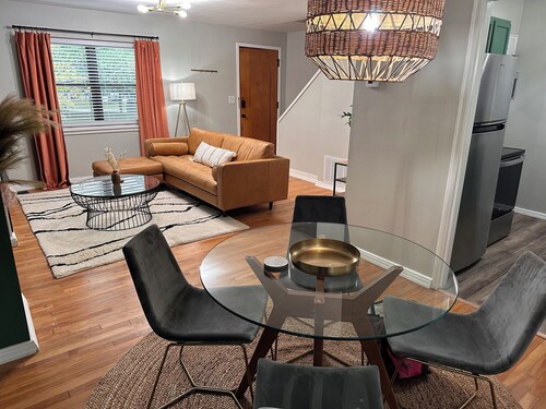 Enjoy Asheville at Orchards Nest • Prime Location