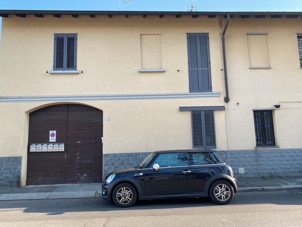 Exterior - Promotion - Fully Equipped Studio for Short and Long Stays in Legnano (Legnano)