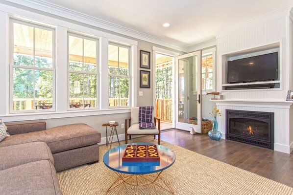 Smart TV, fireplace, video games, DVD player