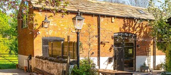 Luxury Escape with Cinema, Pool Table & Darts