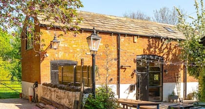 Luxury Escape with Cinema, Pool Table & Darts