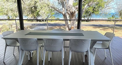 Sully's Beach House and Ocean Views