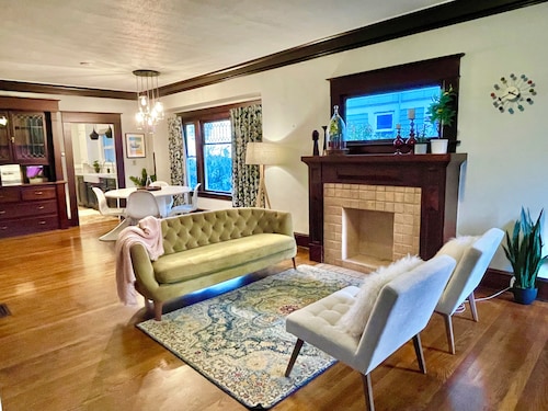 Beautiful, family-friendly Portland home, walk score of 94!