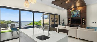 Jaw dropping view. NEW 4-bedroom house with en suite bathrooms. Private pool. AC
