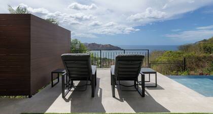Jaw dropping view. NEW 4-bedroom house with en suite bathrooms. Private pool. AC
