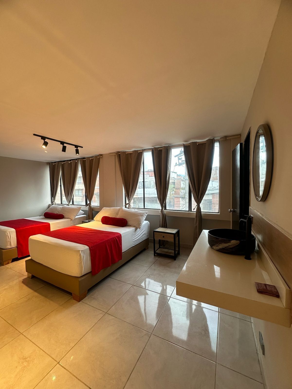 ห้องแฟมิลี่ดับเบิล | 1 ห้องนอน, Wi-Fi ฟรี, ผ้าปูที่นอน