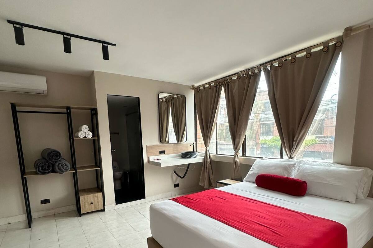 Free WiFi, bed sheets