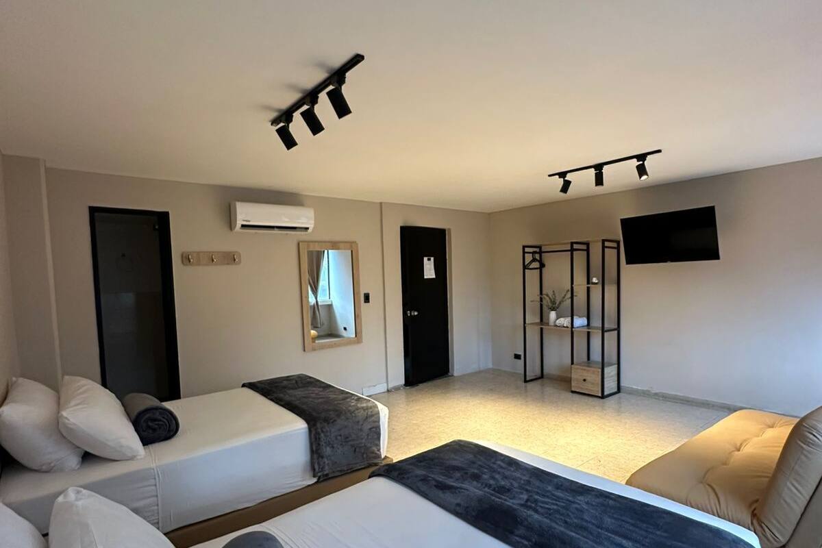 Comfort Triple Room | Free WiFi, bed sheets
