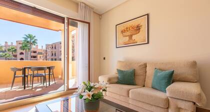 Sun Pool and Relax near the Coast Free Parking