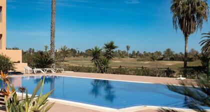 Serene Escape Near the Sea Pool and Private Parking