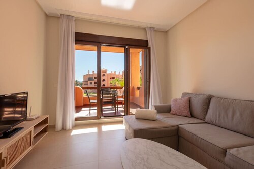 Serene Escape Near the Sea Pool and Private Parking