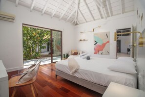 4 bedrooms, desk, iron/ironing board, free WiFi - Luna Moona (Le Vauclin)