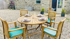 Outdoor dining - 2 bedroom accommodation in Kielder (Kielder)