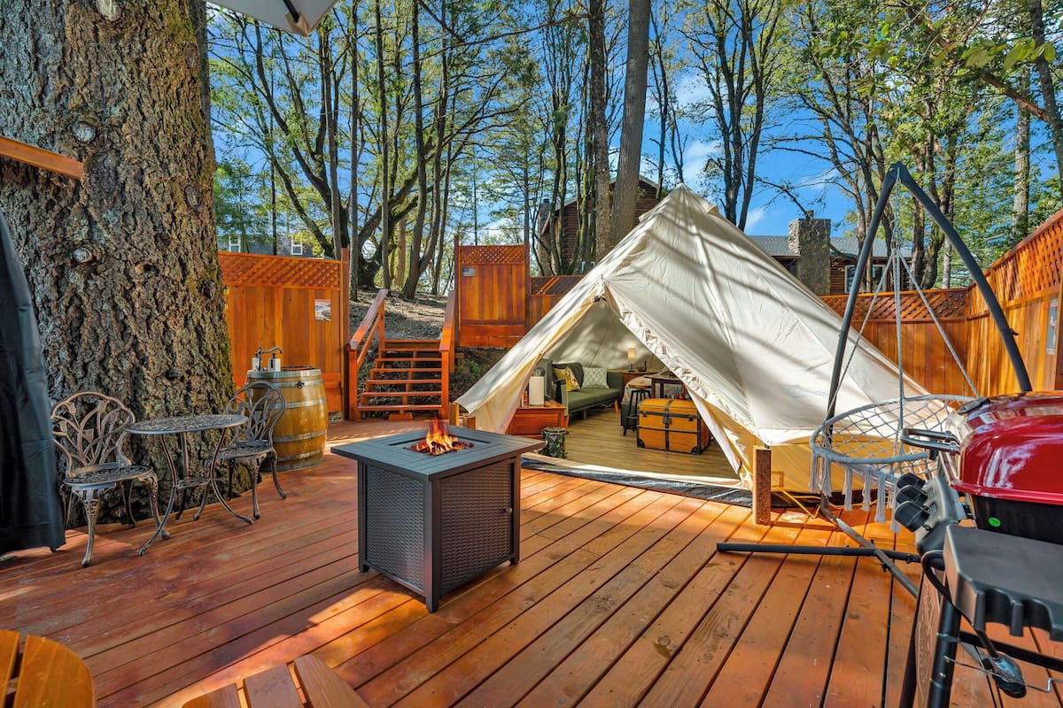 Yurt On Top - Swim, Hike, Glamp | 1 bedroom, free WiFi