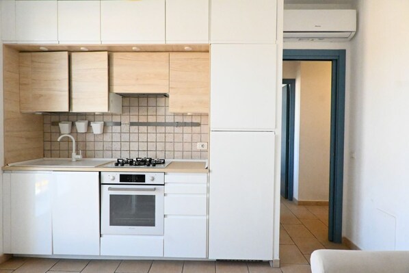 Frigorifero, forno, lavastoviglie