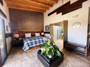 Free minibar items, individually furnished, free WiFi, bed sheets - Hotel Matea San Isidro (Tonatico)