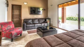 Junior Quadruple Room, 2 Bedrooms, Garden View | Free minibar items, individually furnished, free WiFi, bed sheets