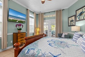 4 bedrooms, desk, iron/ironing board, free WiFi