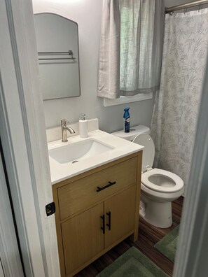 Håndklæder, Sæbe, Shampoo, Toiletpapir