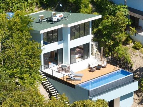 Luxury Beachside Villa in a Private Gated Community – Walk to the Ocean!