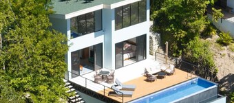 Luxury Beachside Villa in a Private Gated Community – Walk to the Ocean!