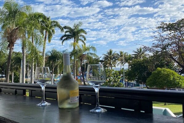 Property grounds - BEACHFRONT, STRAND & Waterpark (North Ward)