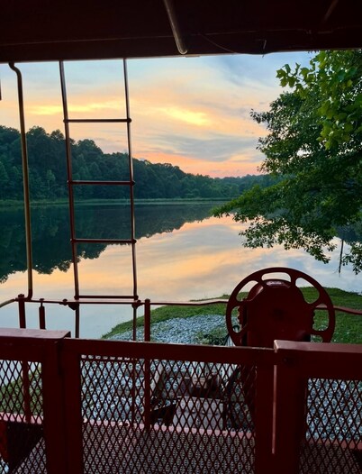 Eagle Ranch Railway Retreat