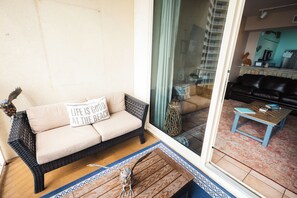 Smart TV - Charming 3-bedroom condo in fabulous Panama City Beach (Panama City Beach)