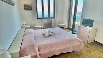 2 多间卧室、熨斗/熨衣板、WiFi、床单