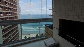 Interior - Wonderful Apartment In Oceano Biulding with balcony with BBQ and a big pool (Vila Alzira Guarujá)