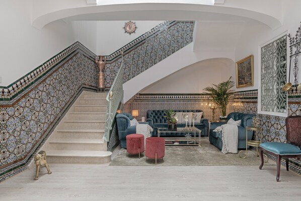 Interior - Room 'Esmeralda' with Mountain View, Shared Terrace and Wi-Fi (Alcalá del Valle)