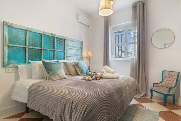 1 bedroom, free WiFi, bed sheets