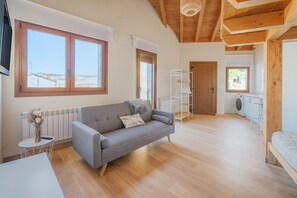 TV, mesa de pingue-pongue