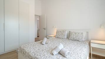 2 Schlafzimmer, Bügeleisen/Bügelbrett, kostenloses WLAN, Bettwäsche