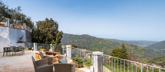 Holiday Home 'Jerzu S'essia De Su Santu 1' with Sea View, Wi-Fi and Air Conditioning