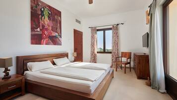 4 Schlafzimmer, BĂŒgeleisen/BĂŒgelbrett, kostenloses WLAN, BettwĂ€sche