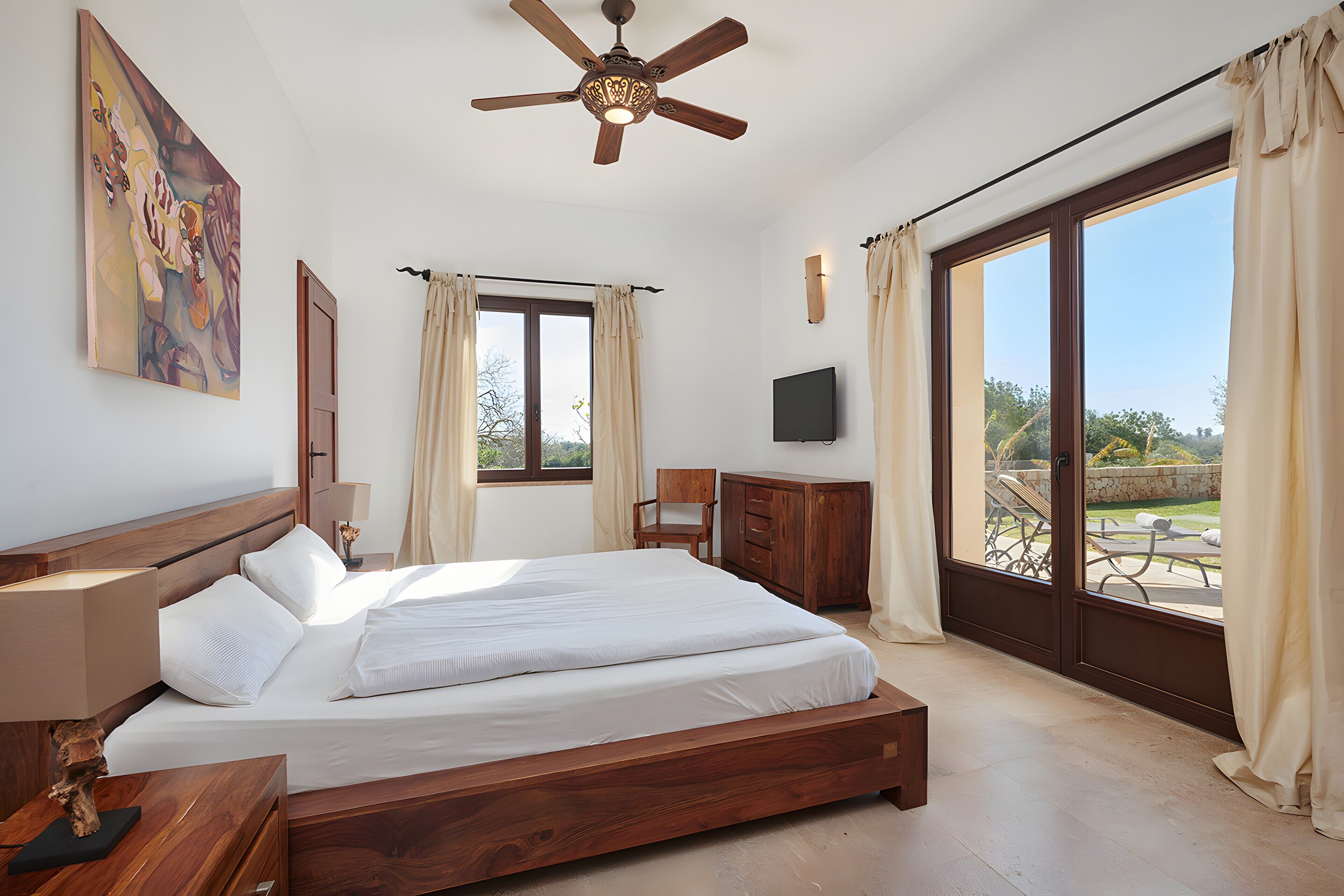 4 Schlafzimmer, Bügeleisen/Bügelbrett, kostenloses WLAN, Bettwäsche