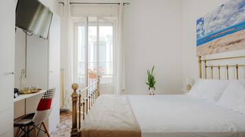 1 bedroom, free WiFi, bed sheets